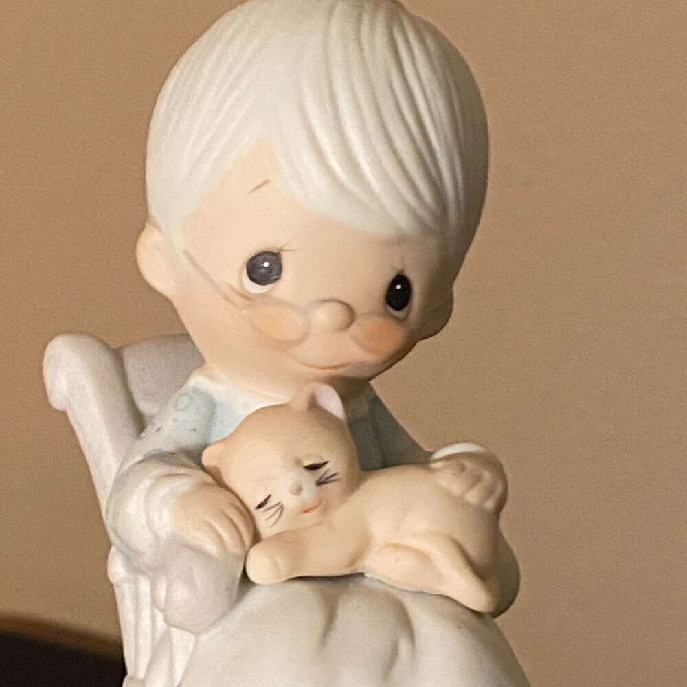 Vintage The Purrfect Grandma Precious Moments ALWAYS IN MY HEART Music Box 1981 - Picture 9 of 11